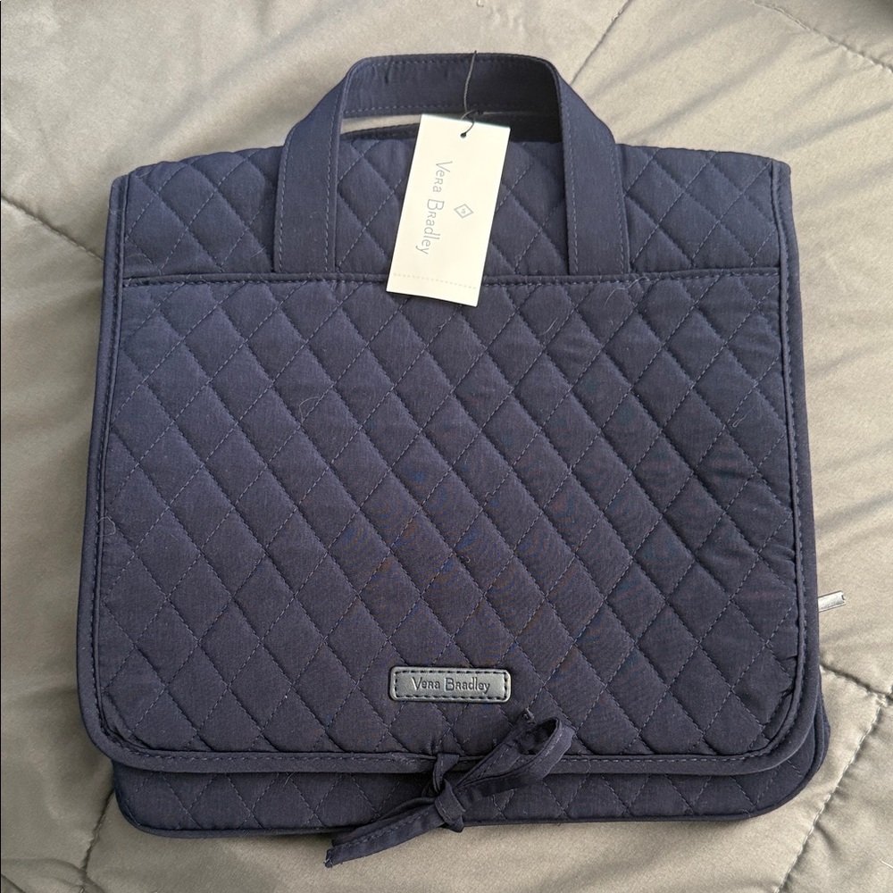 Vera Bradley Quilted Grand Hanging Organizer bathroom bag Tote in Navy
